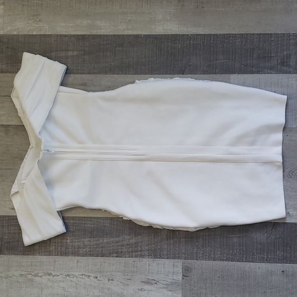 Dress - Picture 5 of 6